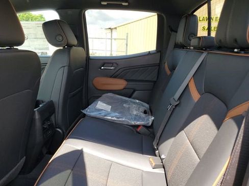 New 2026 GMC Canyon AT4 AWD/4WD image 11