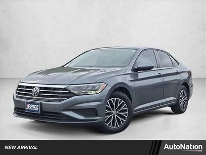 Used 2019 Volkswagen Jetta SE w/ Cold Weather Package