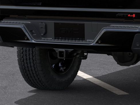New 2026 GMC Canyon AT4 w/ Technology Plus Package AWD/4WD image 14