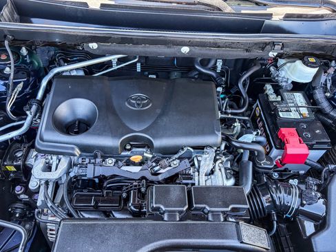Used 2019 Toyota RAV4 Limited w/ Advanced Technology Package FWD image 27