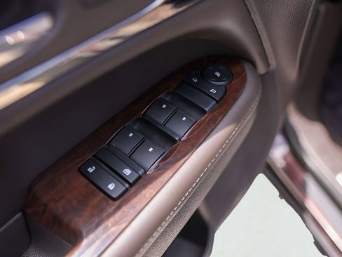 Used 2015 Buick Enclave Leather FWD image 24
