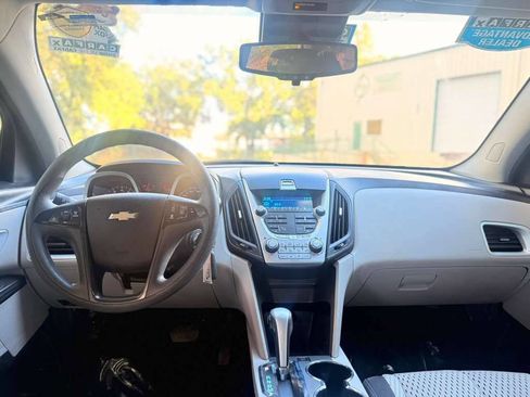 Used 2015 Chevrolet Equinox LS image 14