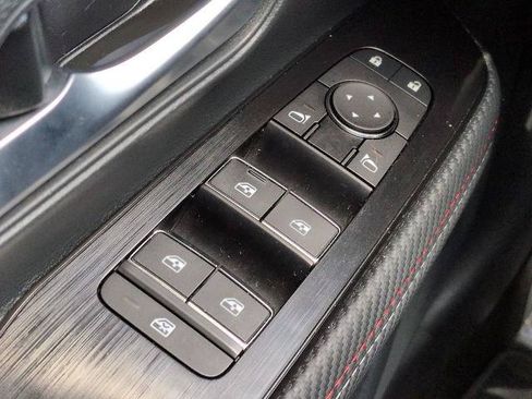 Certified 2025 Nissan Kicks SR w/ SR Premium Package FWD image 24