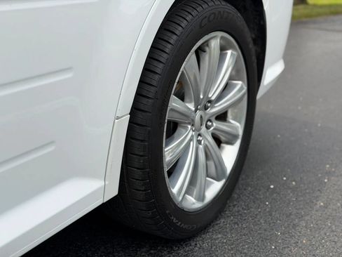 Used 2018 Ford Flex Limited w/ Equipment Group 303A AWD/4WD image 10