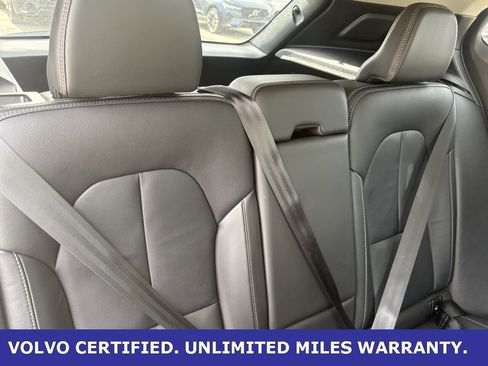 Certified 2023 Volvo XC40 B4 Plus w/ Protection Package Premier image 32