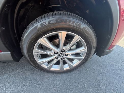 Used 2018 Toyota RAV4 Limited w/ Advanced Technology Package FWD image 33