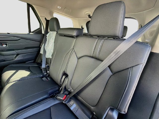 New 2026 Honda Pilot Touring image 25