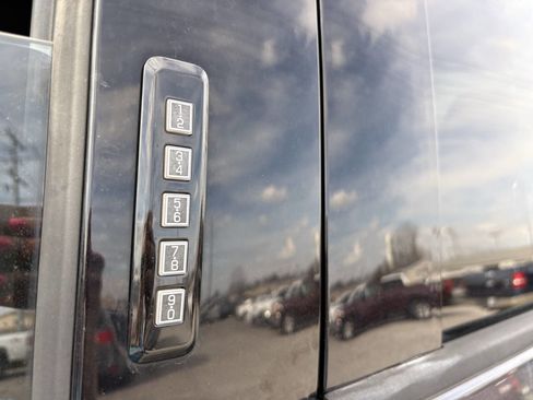 Used 2015 Ford F150 XLT w/ Equipment Group 302A Luxury image 19