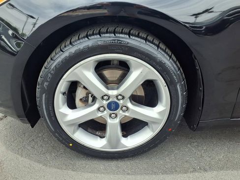 Used 2016 Ford Fusion SE AWD/4WD image 14