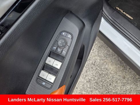 Used 2023 Mitsubishi Outlander SEL FWD image 24
