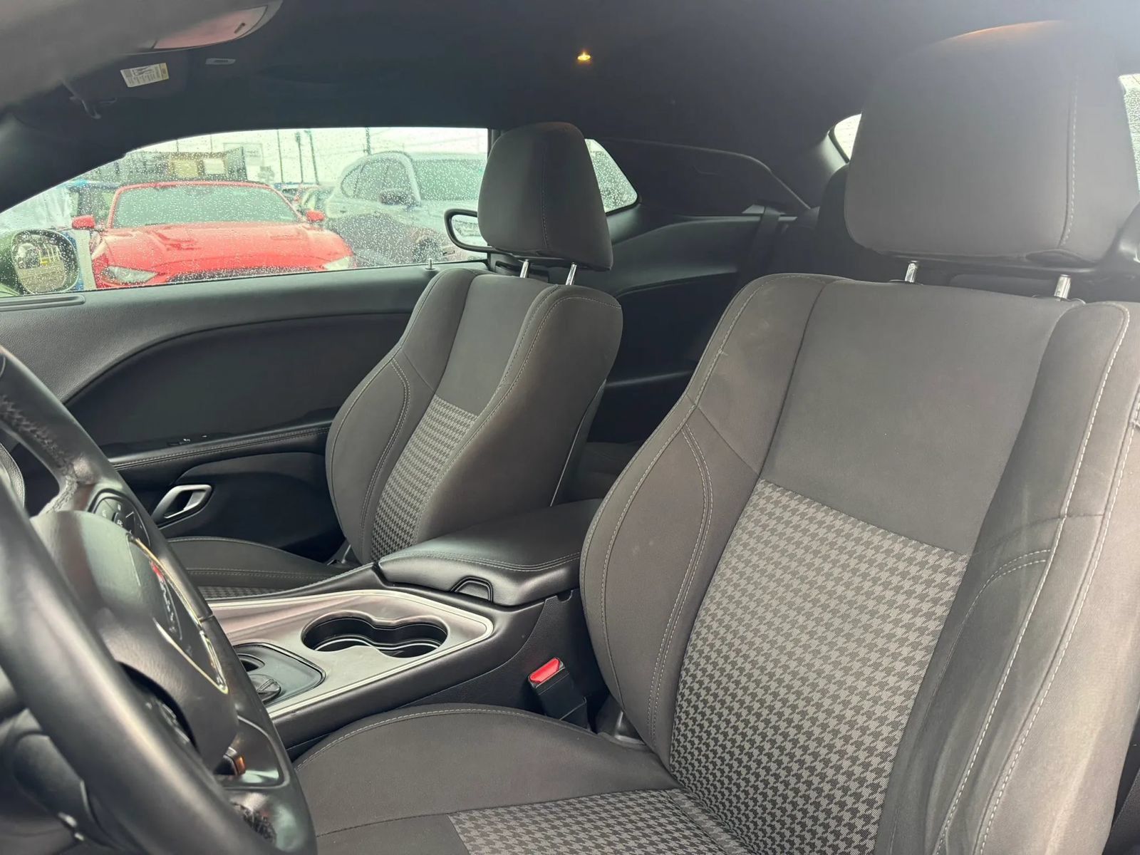 Used 2019 Dodge Challenger SXT RWD image 10