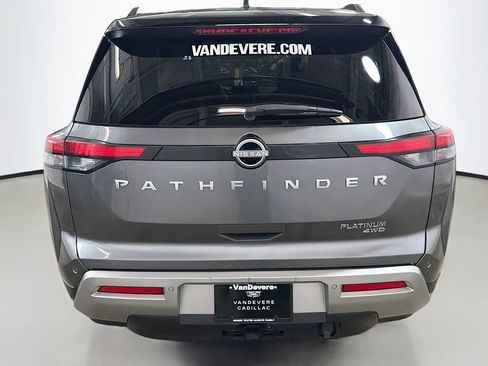 Used 2024 Nissan Pathfinder Platinum AWD/4WD image 8