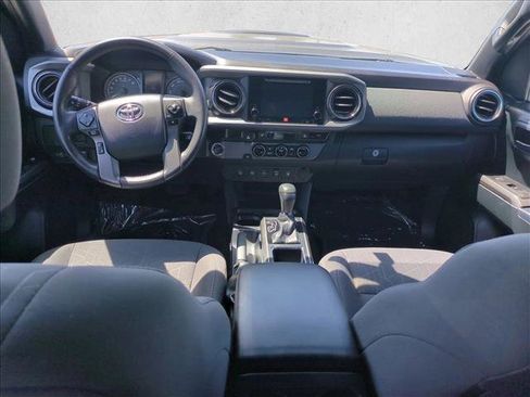 Used 2017 Toyota Tacoma TRD Sport RWD image 18