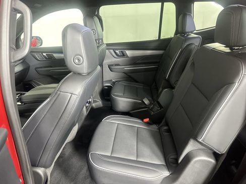 Used 2026 Buick Enclave Preferred FWD image 26