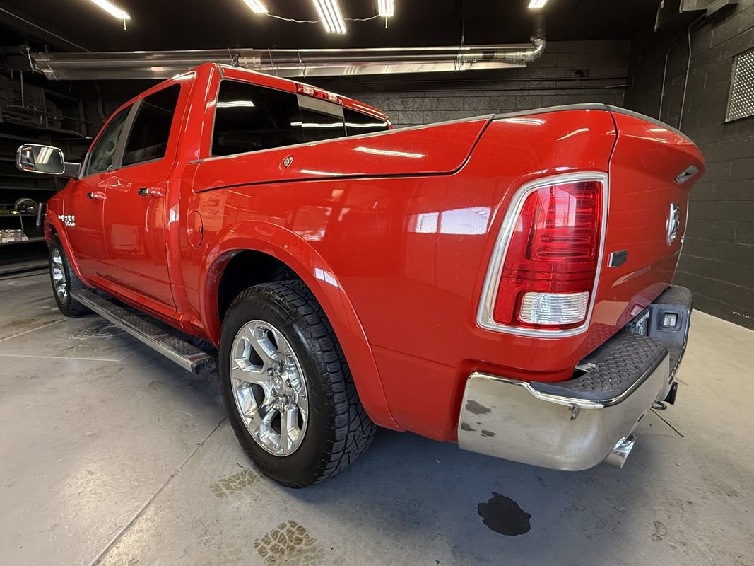 Used 2015 RAM 1500 Laramie w/ Convenience Group AWD/4WD image 7