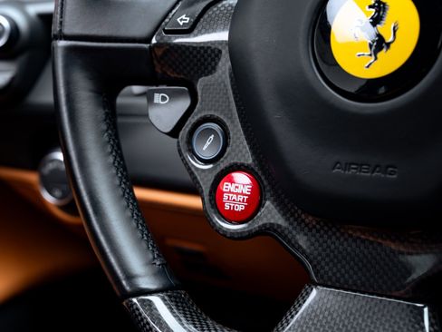 Used 2018 Ferrari 488 GTB RWD image 46