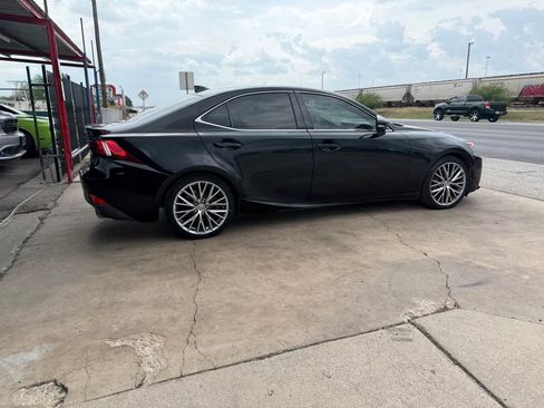 Used 2016 Lexus IS 200t w/ Navigation System Package RWD image 14