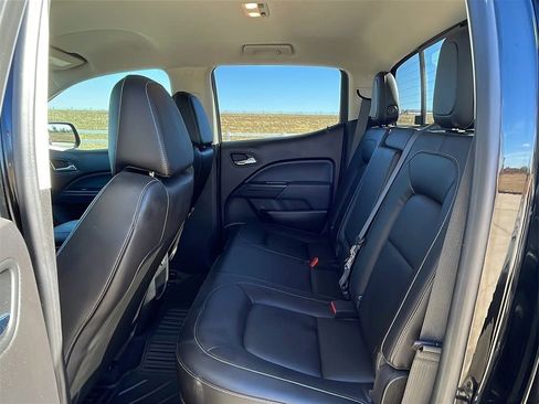 Used 2018 Chevrolet Colorado Z71 image 16