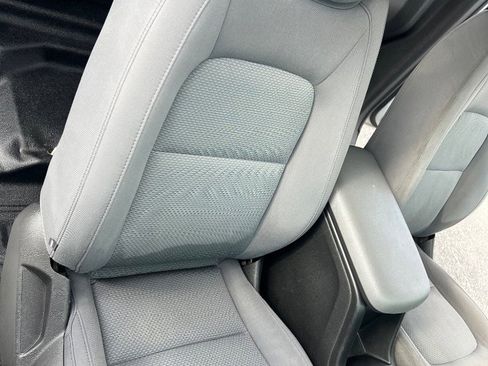 Used 2018 Chevrolet Colorado W/T image 16