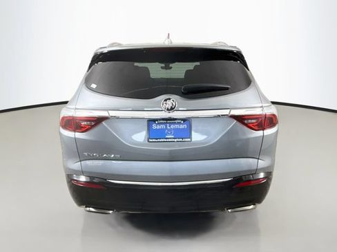 Used 2024 Buick Enclave Essence w/ Technology Package FWD image 6