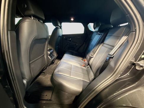 Used 2025 Land Rover Range Rover Evoque Dynamic SE image 21