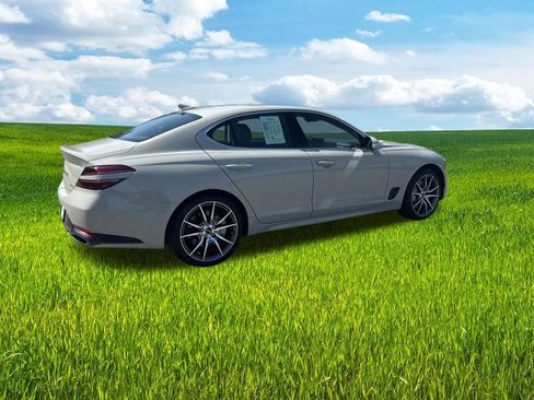 Used 2025 Genesis G70 2.5T AWD/4WD image 3