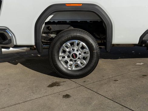 New 2026 GMC Sierra 2500 Pro image 25