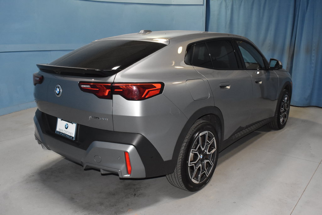 Used 2025 BMW X2 xDrive28i w/ Technology Package AWD/4WD image 22