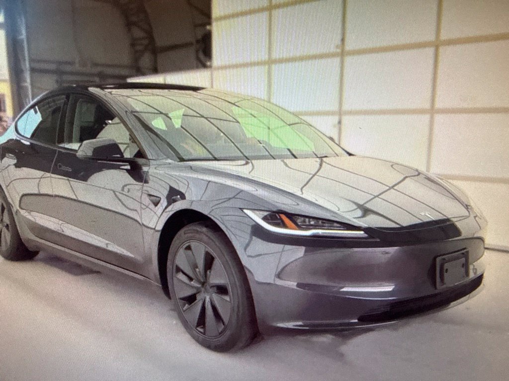 Used 2025 Tesla Model 3 Long Range RWD image 5