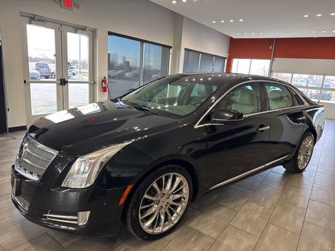 Used 2014 Cadillac XTS Platinum image 10