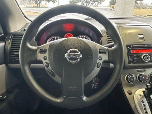 Used 2011 Nissan Sentra 2.0 SR image 10