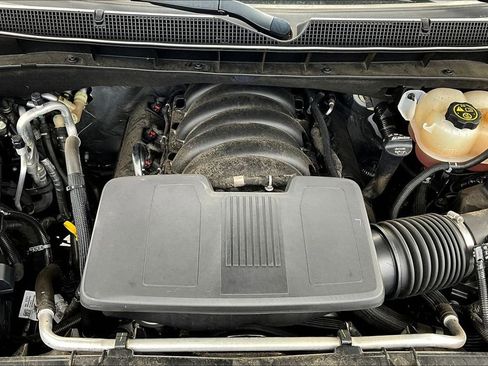 Used 2023 Chevrolet Tahoe High Country AWD/4WD image 32