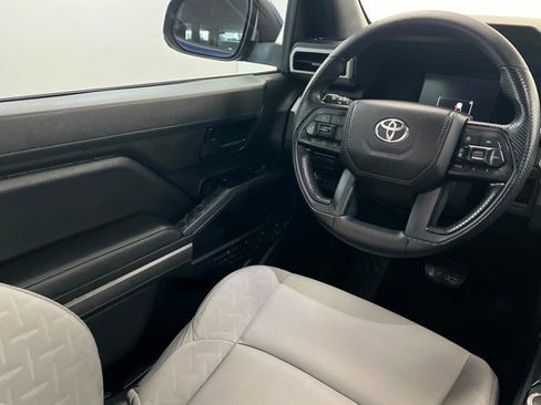 Used 2025 Toyota Tacoma SR5 image 11