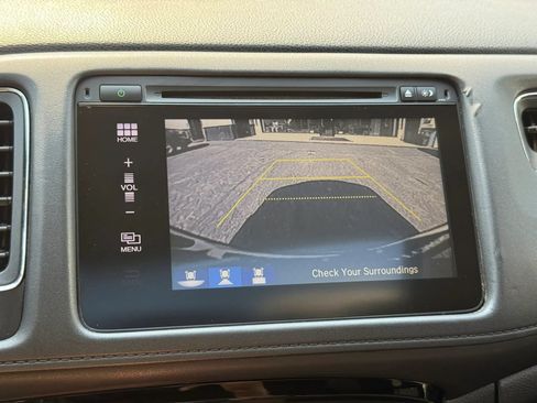Used 2018 Honda HR-V EX image 13