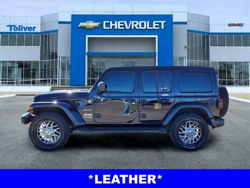 Used 2020 Jeep Wrangler Unlimited Sahara image 4