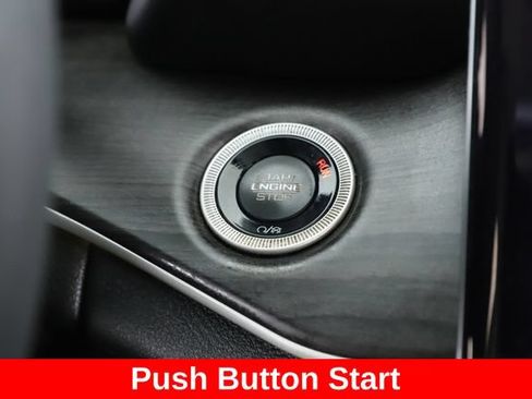 Used 2023 Jeep Grand Cherokee Limited AWD/4WD image 23