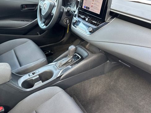 Used 2023 Toyota Corolla LE image 15