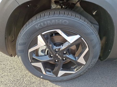 New 2026 Kia Seltos S image 4