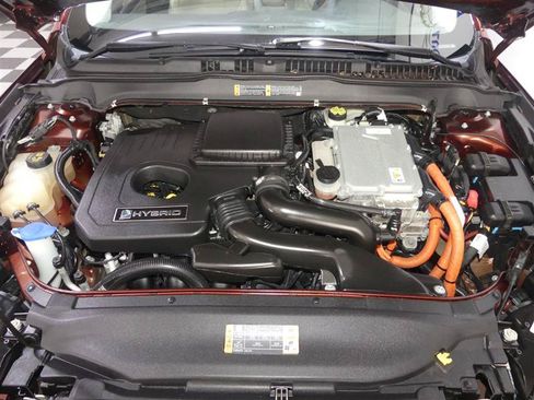 Used 2015 Ford Fusion Titanium FWD image 12