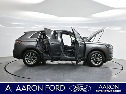 Used 2023 Lincoln Nautilus FWD w/ Premium Package