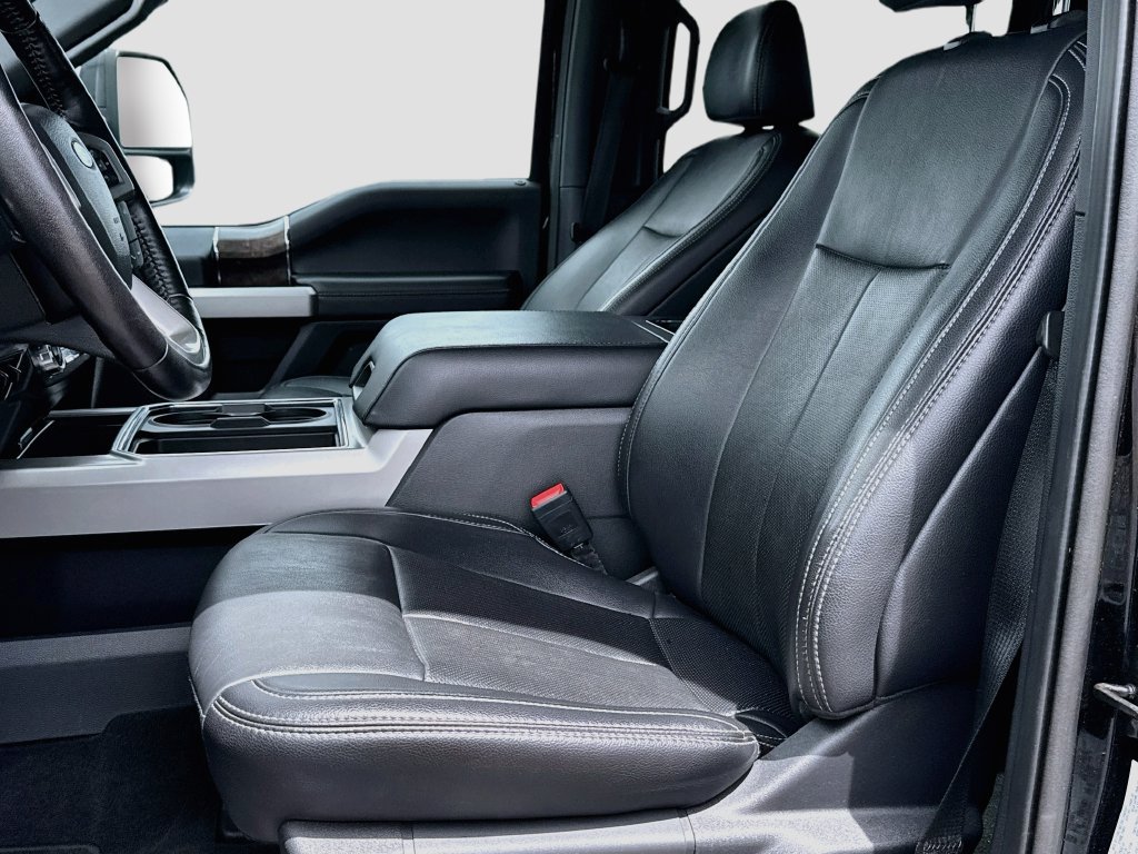 Certified 2022 Ford F250 Lariat w/ Black Appearance Package AWD/4WD image 19