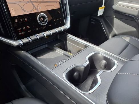 New 2026 GMC Acadia Elevation w/ Elevation Premium Package image 6