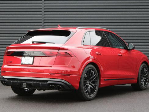 Used 2024 Audi SQ8 Prestige image 5