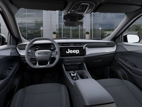 Used 2026 Jeep Cherokee Laredo AWD/4WD image 14