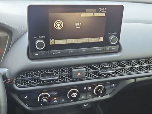 Used 2025 Honda HR-V Sport image 21