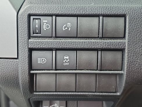 Used 2024 Toyota Tacoma TRD Sport AWD/4WD image 23