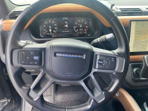 Used 2022 Land Rover Defender 110 X AWD/4WD image 17