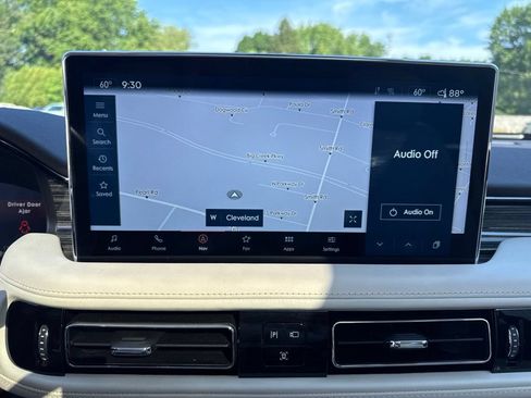 Used 2021 Lincoln Nautilus Black Label AWD/4WD image 22