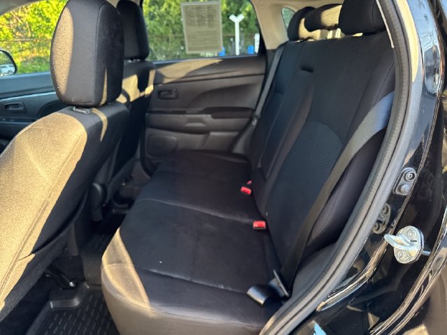 Used 2015 Mitsubishi Outlander Sport ES AWD/4WD image 25