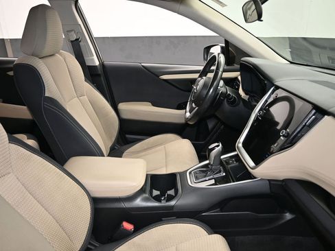 Used 2021 Subaru Outback Premium image 44